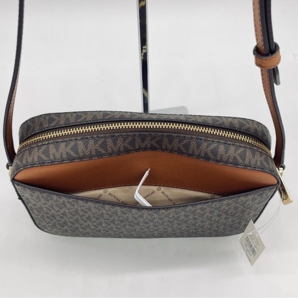 Michael Kors Large EW Zip Chain Xbody Bag & Coinpouch w ID Brown - Picture 9 of 11